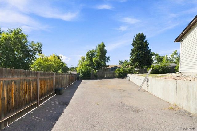 11226 W Texas Avenue, Denver, CO 80232