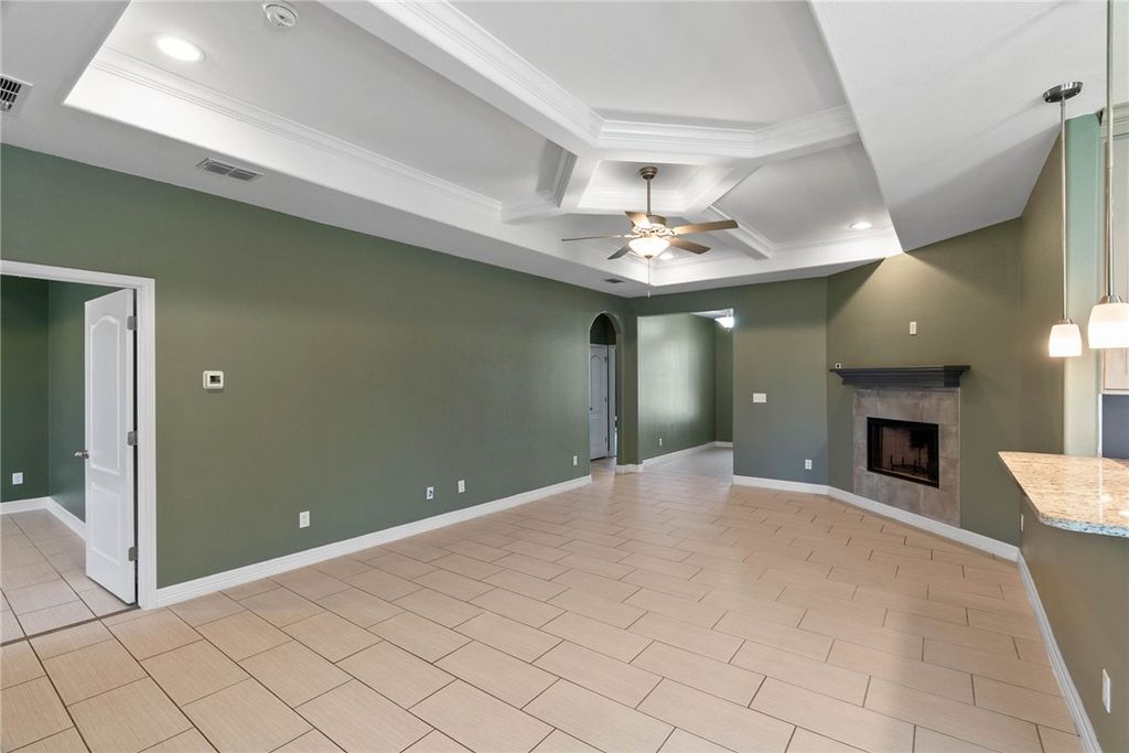 1810 Monterey Bay Dr, Portland, TX 78374 — photo 5