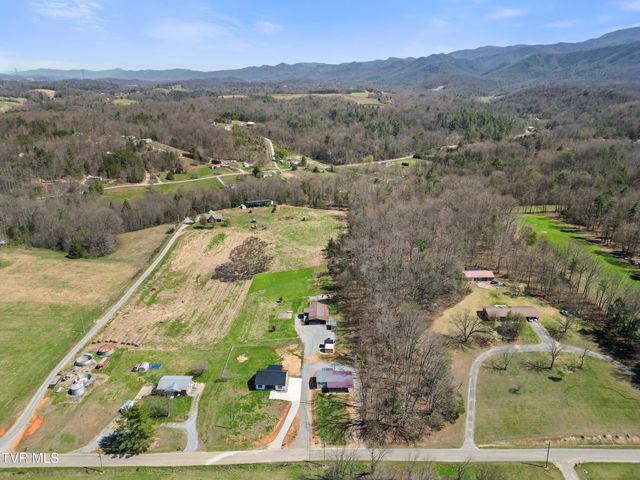 645 & 647 Seaton Road, Afton, TN 37616