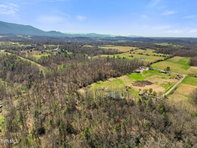 645 & 647 Seaton Road, Afton, TN 37616