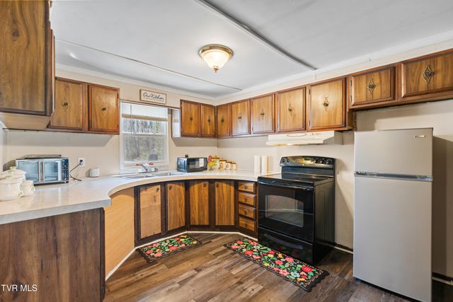 645 & 647 Seaton Road, Afton, TN 37616