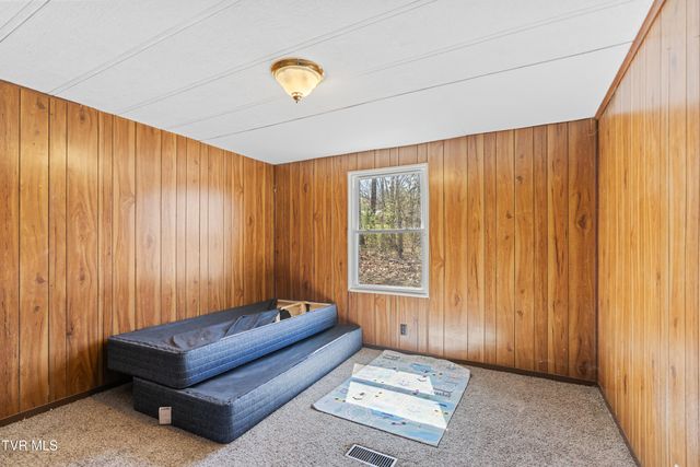 645 & 647 Seaton Road, Afton, TN 37616