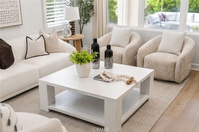 121 Mangrove Banks, Irvine, CA 92620