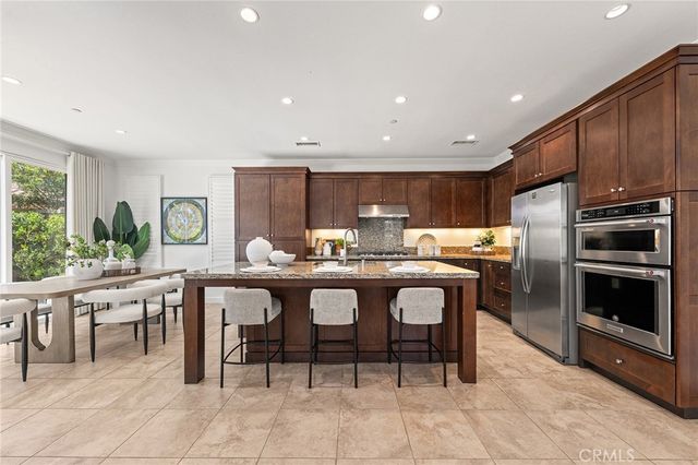 121 Mangrove Banks, Irvine, CA 92620