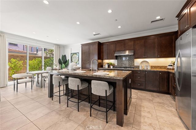 121 Mangrove Banks, Irvine, CA 92620