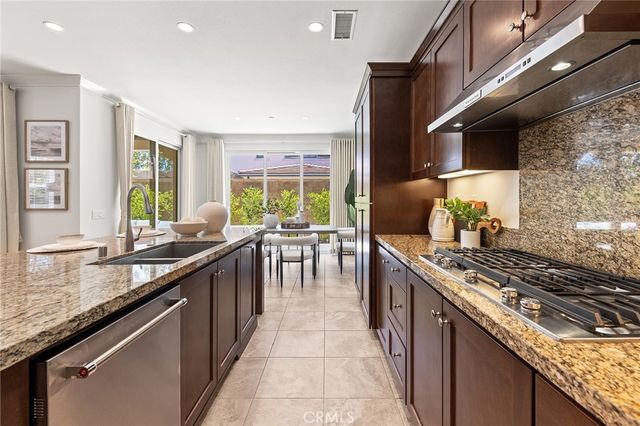 121 Mangrove Banks, Irvine, CA 92620