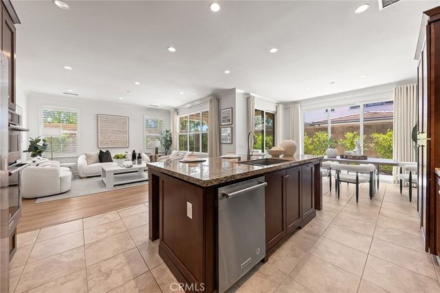 121 Mangrove Banks, Irvine, CA 92620