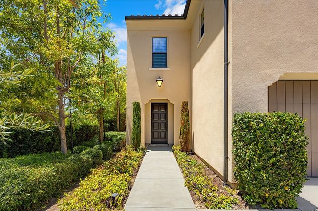 121 Mangrove Banks, Irvine, CA 92620