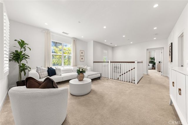 121 Mangrove Banks, Irvine, CA 92620