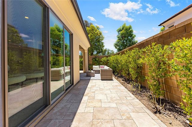 121 Mangrove Banks, Irvine, CA 92620