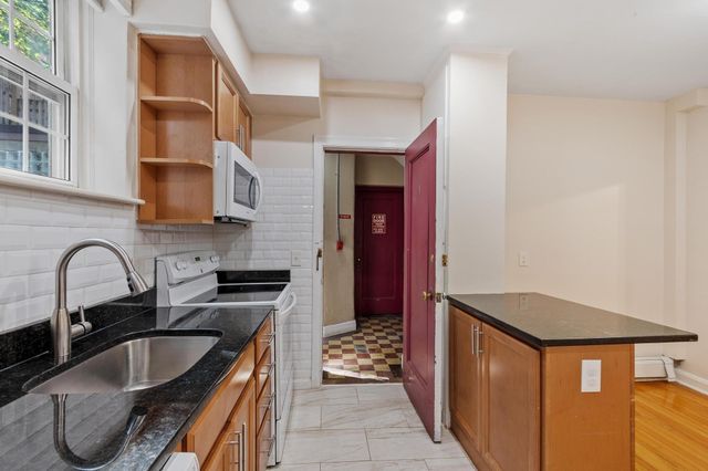 159 St Paul Street 1, Brookline, MA 02446