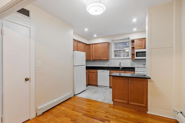 159 St Paul Street 1, Brookline, MA 02446