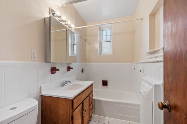 159 St Paul Street 1, Brookline, MA 02446