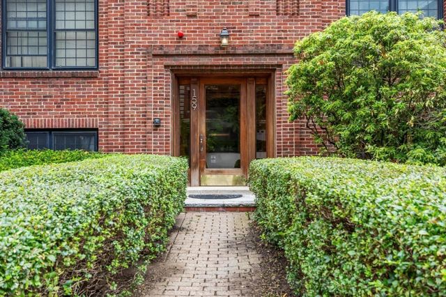159 St Paul Street 1, Brookline, MA 02446