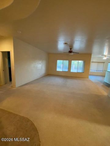 8152 N Wayward Star Drive, Tucson, AZ 85743