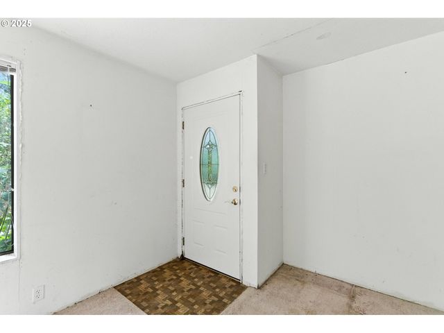 322 Ne 43RD Ave, Hillsboro, OR 97124