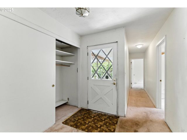 322 Ne 43RD Ave, Hillsboro, OR 97124
