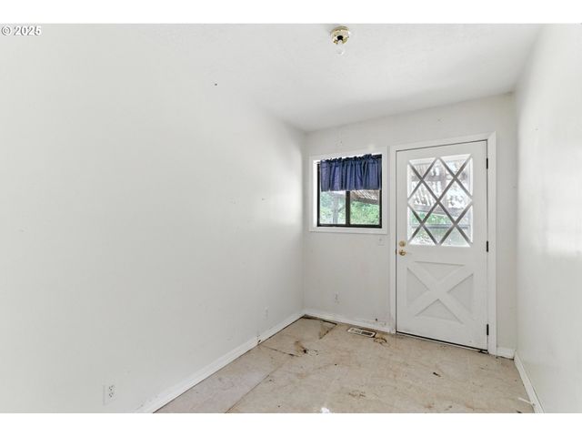 322 Ne 43RD Ave, Hillsboro, OR 97124