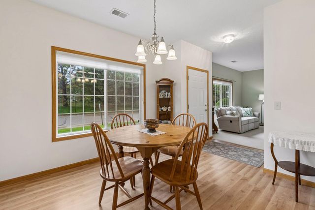 6889 Folkestone Road 711, Apple Valley, MN 55124