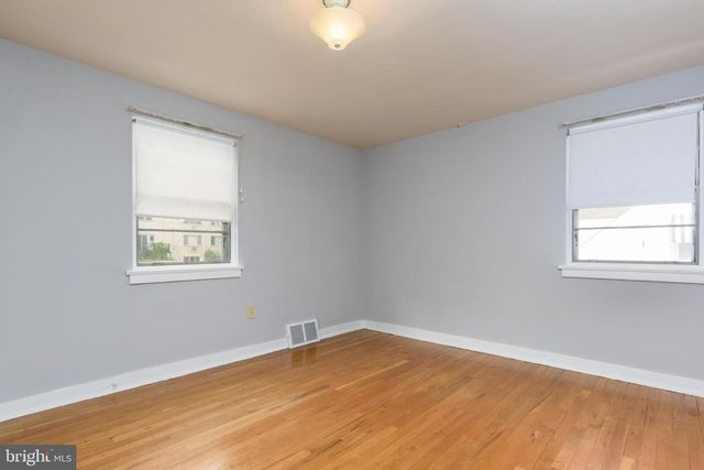 3755 MONTOUR ST, Harrisburg, PA 17111