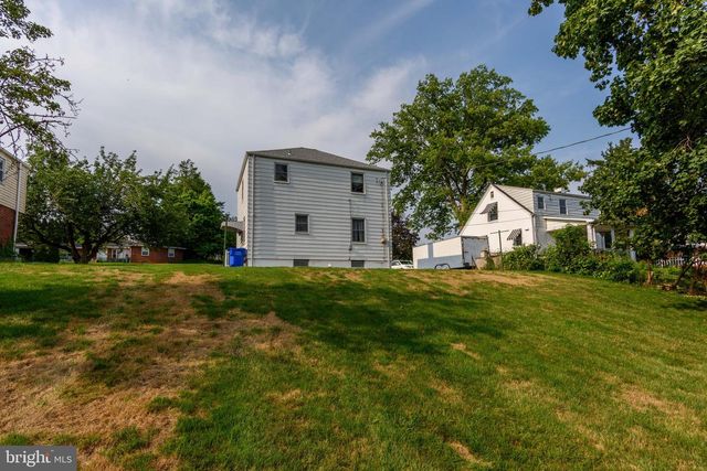 3755 MONTOUR ST, Harrisburg, PA 17111