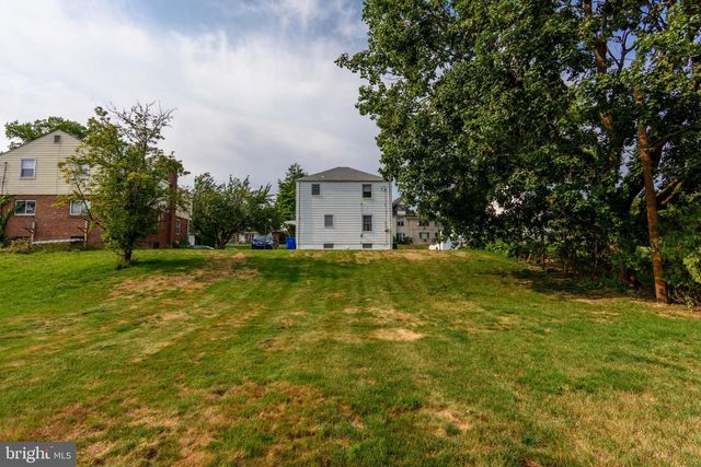 3755 MONTOUR ST, Harrisburg, PA 17111