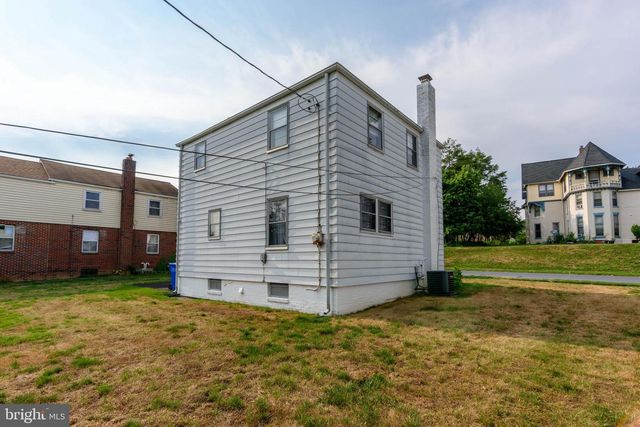 3755 MONTOUR ST, Harrisburg, PA 17111