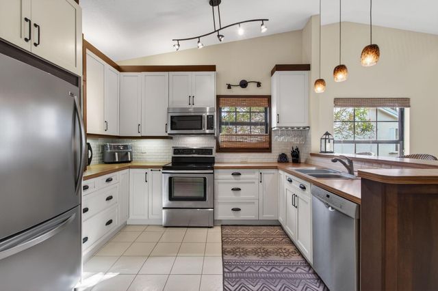 4690 Catamaran Circle, Boynton Beach, FL 33436