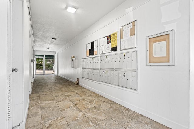 5201 NE 24th Terrace A-110, Fort Lauderdale, FL 33308