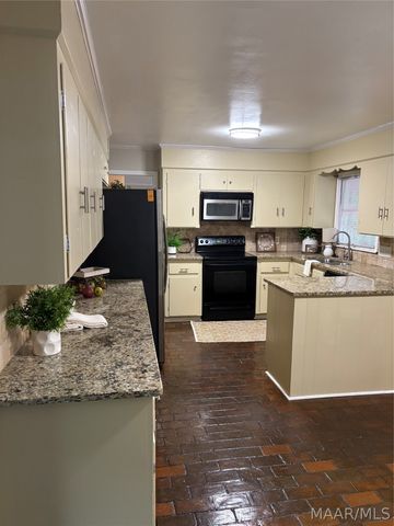 3110 Highfield Drive, Montgomery, AL 36111