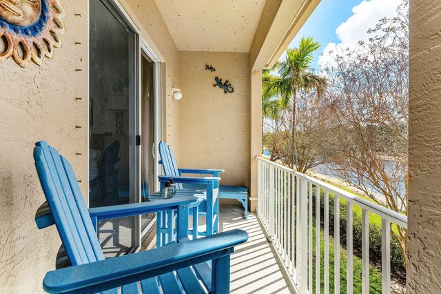 4931 Bonsai Circle 201, Palm Beach Gardens, FL 33418