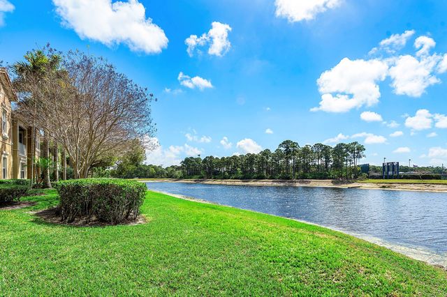 4931 Bonsai Circle 201, Palm Beach Gardens, FL 33418