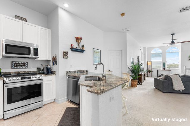 4931 Bonsai Circle 201, Palm Beach Gardens, FL 33418