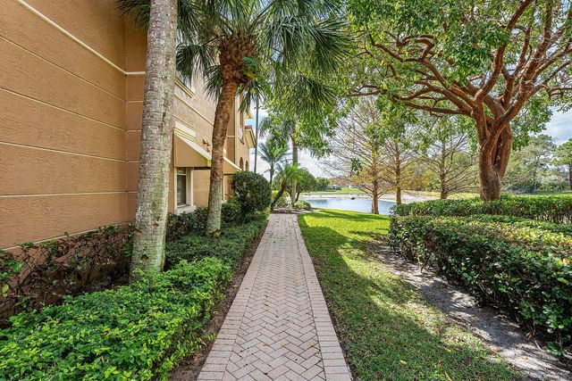 4931 Bonsai Circle 201, Palm Beach Gardens, FL 33418