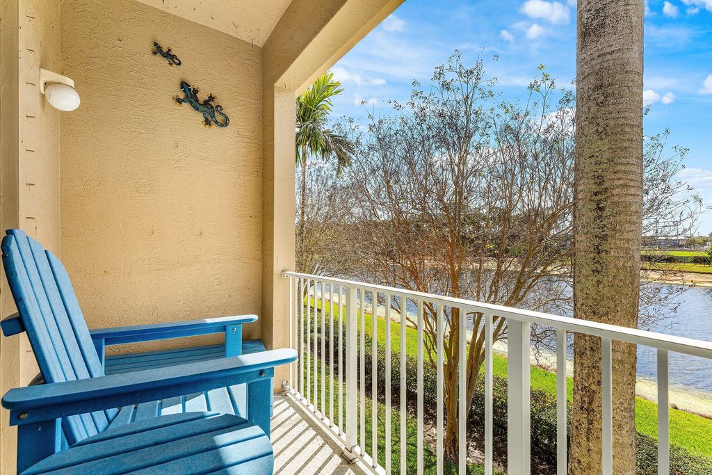 4931 Bonsai Circle 201, Palm Beach Gardens, FL 33418