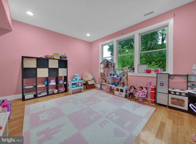 4743 SHELDON ST, Philadelphia, PA 19127