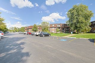 19380 Wolf Road 6, Mokena, IL 60448