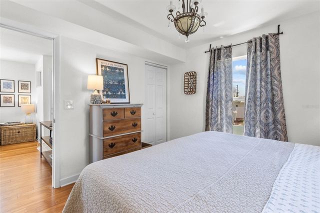 7950 CAUSEWAY BOULEVARD N, St Petersburg, FL 33707