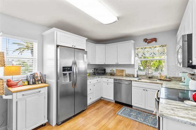 7950 CAUSEWAY BOULEVARD N, St Petersburg, FL 33707