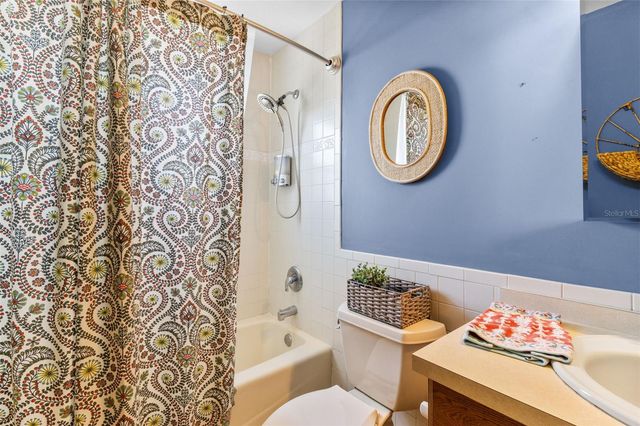 7950 CAUSEWAY BOULEVARD N, St Petersburg, FL 33707