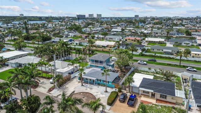 7950 CAUSEWAY BOULEVARD N, St Petersburg, FL 33707