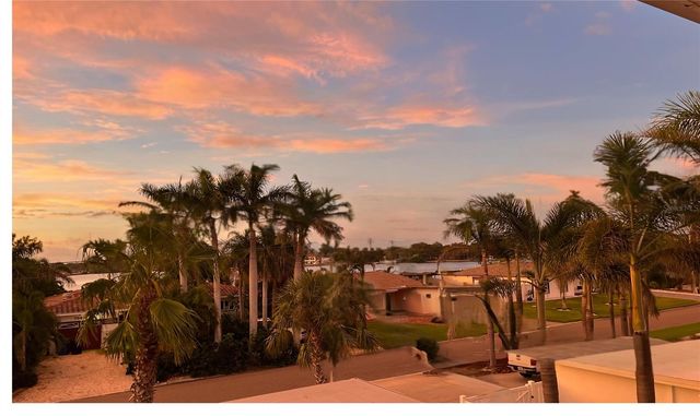 7950 CAUSEWAY BOULEVARD N, St Petersburg, FL 33707