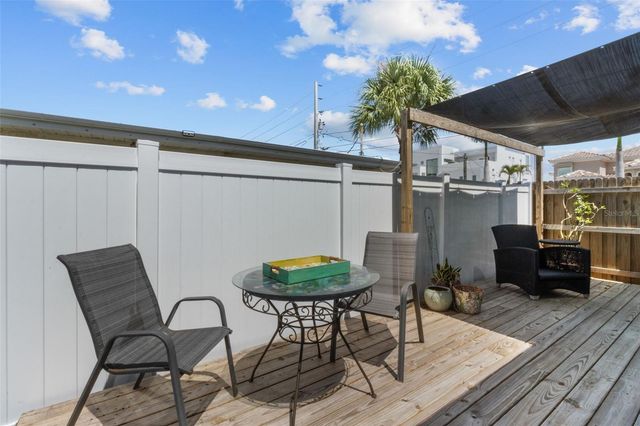 7950 CAUSEWAY BOULEVARD N, St Petersburg, FL 33707