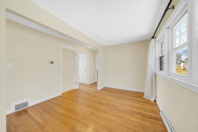 525 Winthrop St, Medford, MA 02155