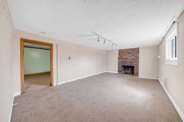 525 Winthrop St, Medford, MA 02155