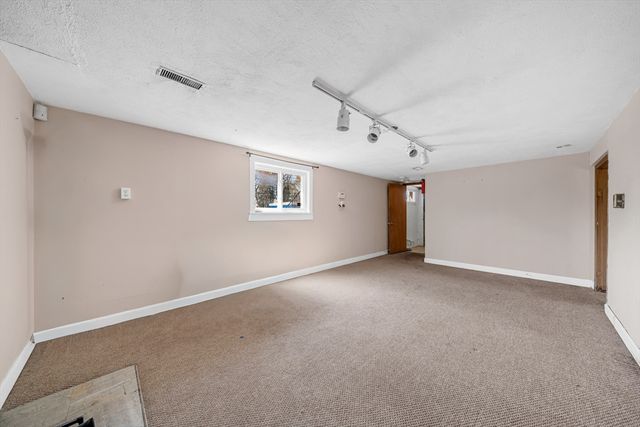 525 Winthrop St, Medford, MA 02155