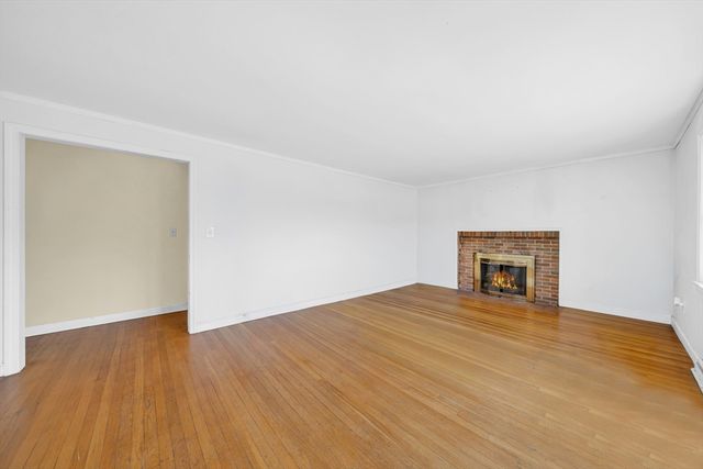 525 Winthrop St, Medford, MA 02155