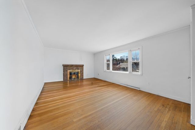 525 Winthrop St, Medford, MA 02155
