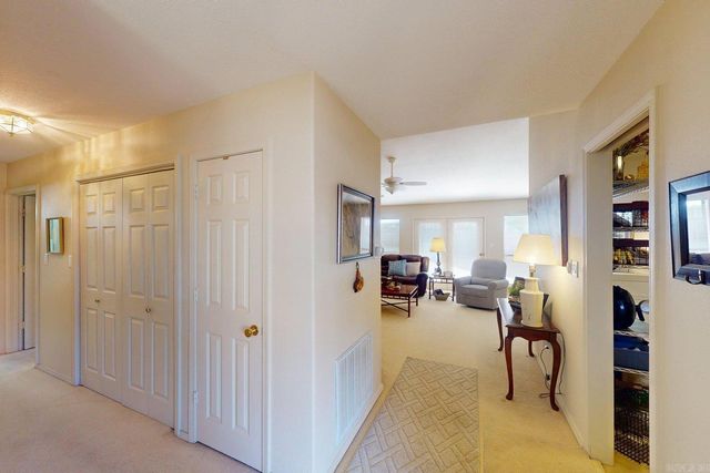 500 Pakis St Apt 2A, Hot Springs National Park, AR 71913
