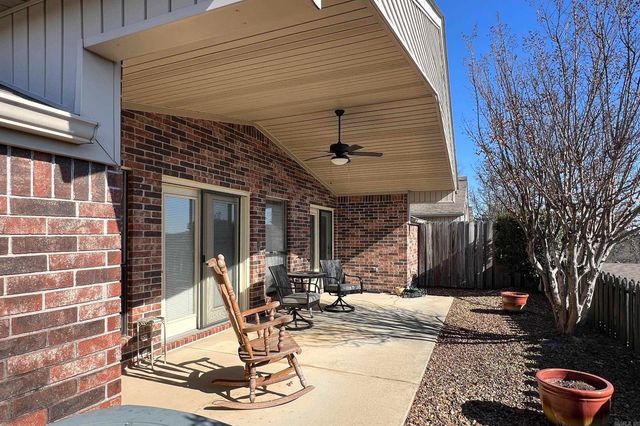 500 Pakis St Apt 2A, Hot Springs National Park, AR 71913